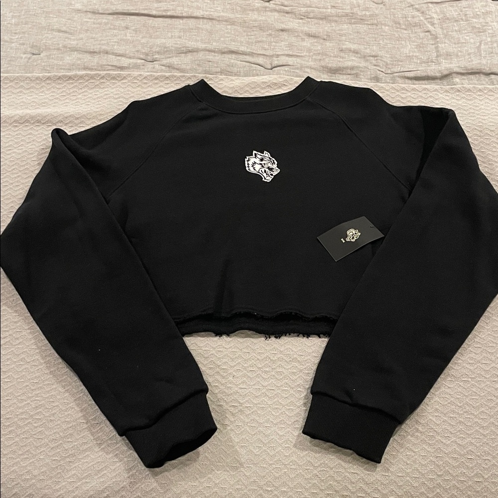Black Cropped Sweatshirt